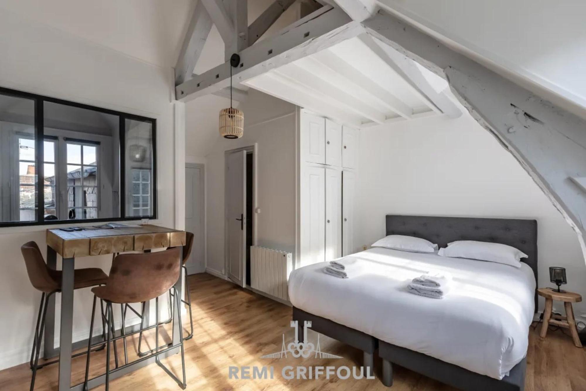 La Capucine Lovely Studio City Center 翁弗勒尔 外观 照片